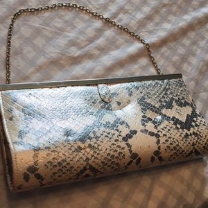 Guanne Sax purse